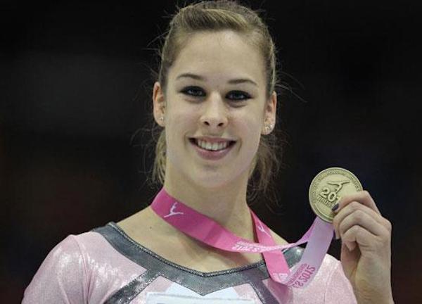 305706-7821d51be41a0f875efbc70fe2e558c6