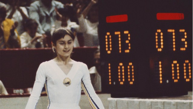2018-10-24-comaneci-thumbnail-02.jpg
