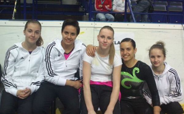 998397_544775835569253_611585190_n