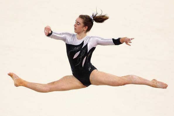 936062_257707771046238_953105321_n