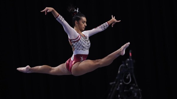 041621_WGY_BlancoLu_NCAA_RS1084